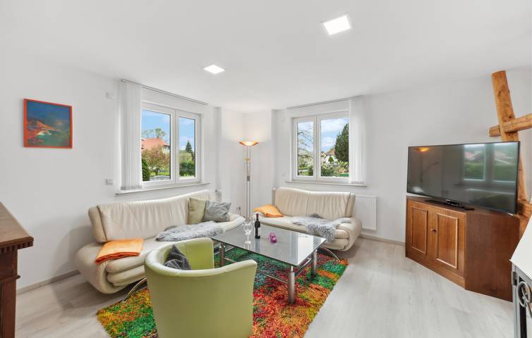 Ganze Ferienwohnung, Nahetal-Waldau Ferienwohnung mit Garten, WiFi, Sauna & Parkplatz in Nahetal-Waldau, Hildburghausen und Umgebung