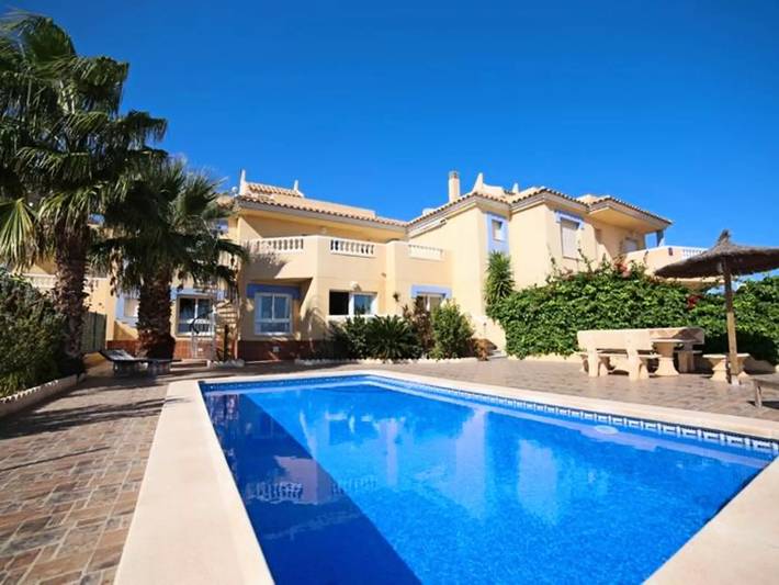 Finca für 10 Personen, mit Balkon und Terrasse sowie Garten in La Manga
