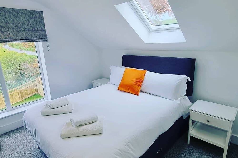 Comfortable country cottage with a modern design throughout. Set in the beautiful Coquet Valley. in Rothbury, Northumberland National Park