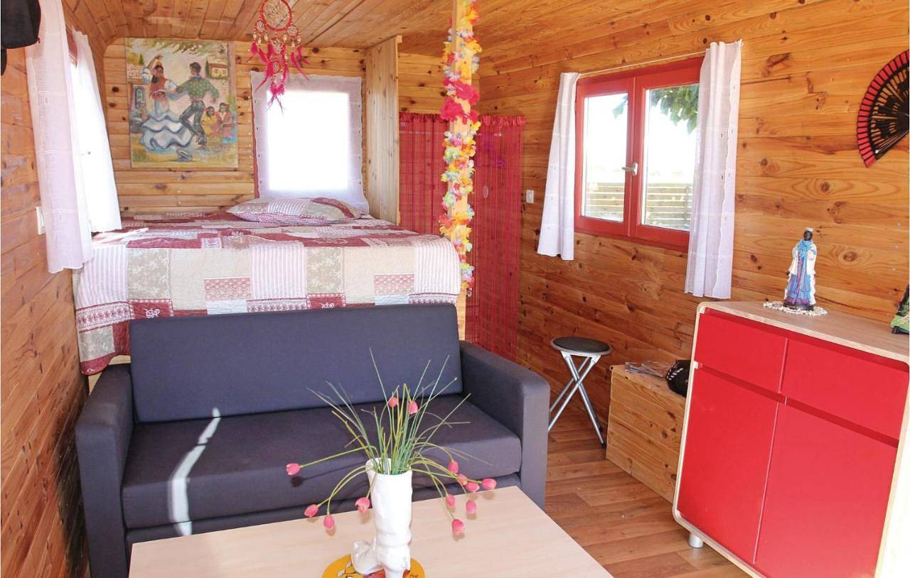 Mobile Home in Beauvoisin, Côte méditerranéenne (France)