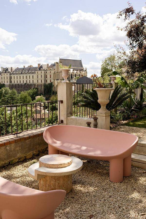 Maison d’hôte pour 2 personnes, avec terrasse et jardin ainsi que piscine et vue à Thouars - 3