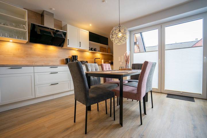 Ganze Wohnung, Ferienwohnung Elsi Deluxe zwischen Hafen und Zentrum in Hafen Büsum, Büsum