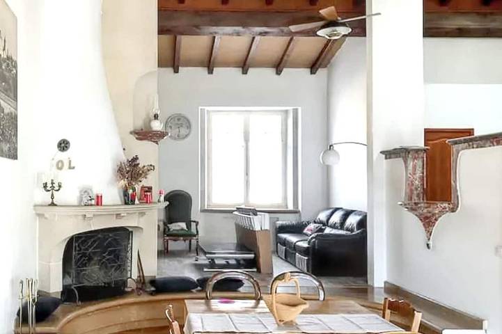 Location de vacances pour 5 personnes, avec jacuzzi à Villalier