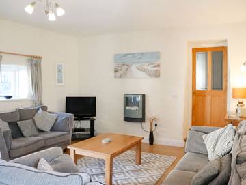 Holiday Rental for 8 People in Freshwater East, Pembrokeshire, Photo 2