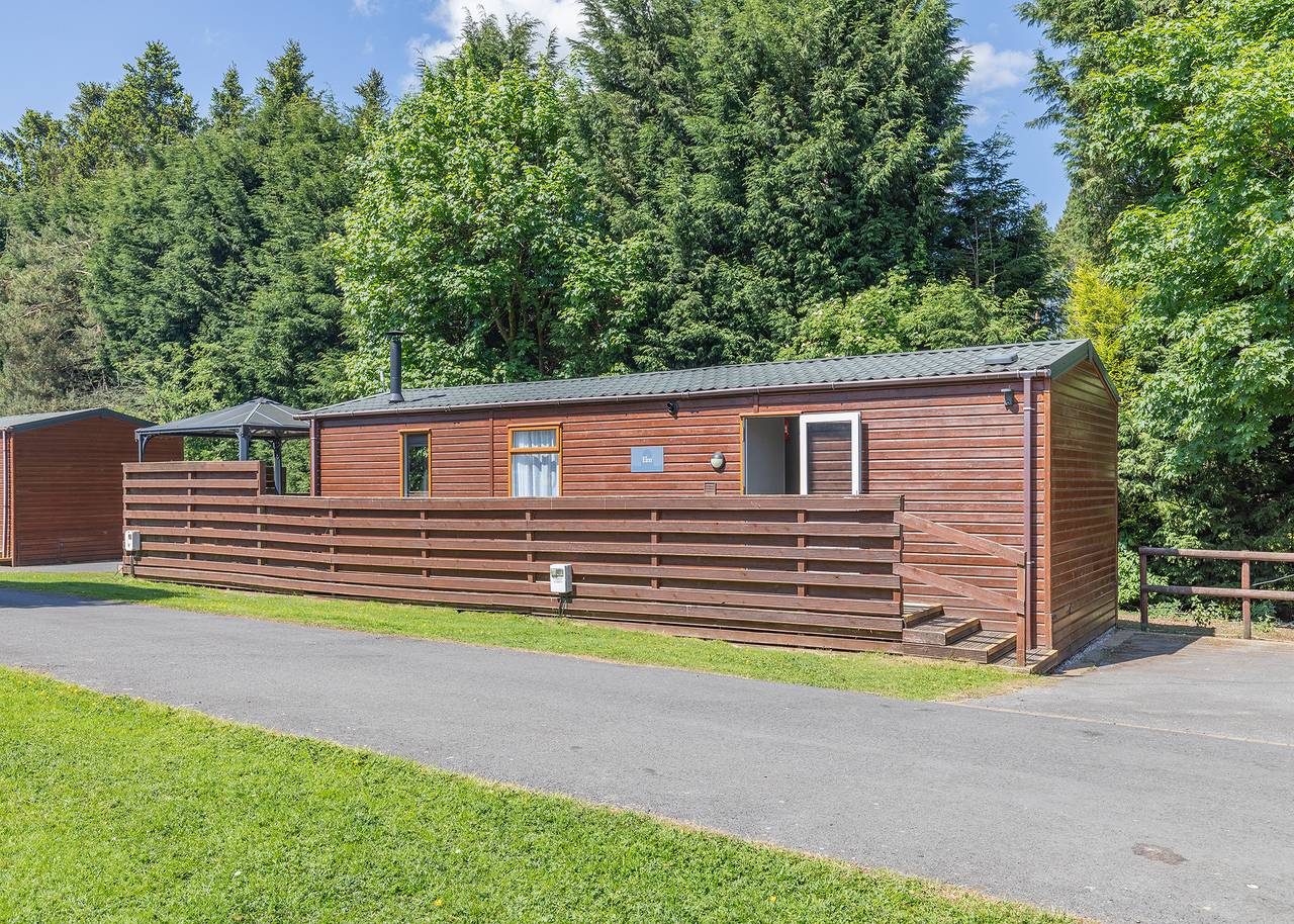 Peak Luxury Lodge in Staffordshire
