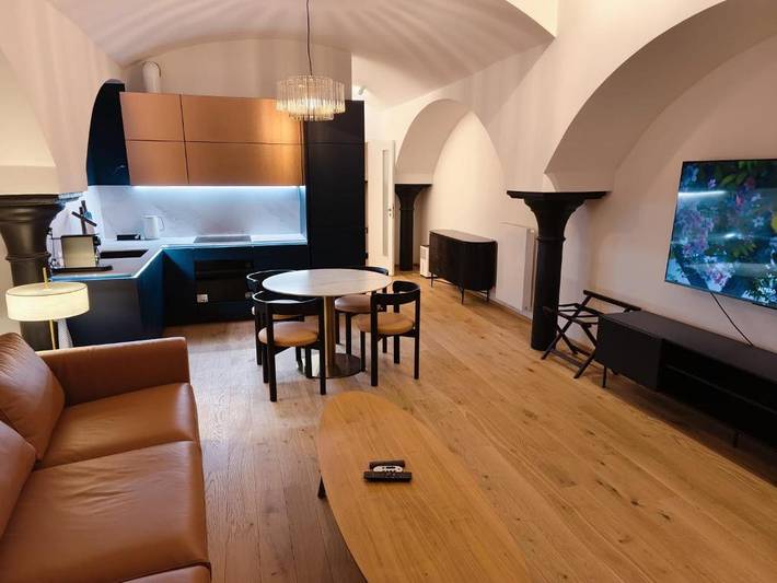 Appartamento intero, Parcheggio gratuito, Nuslesky Pivovar Blue Arch Luxury Apartment With Garden in Praga, Boemia centrale