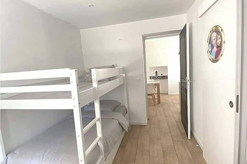Entire apartment, Esbly: cosy 30m2 apartment near Disney in Esbly, Seine-et-Marne