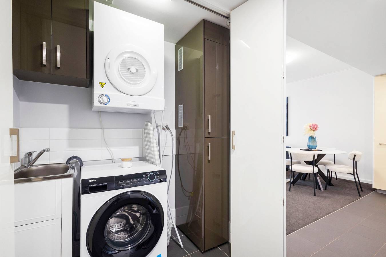 Entire apartment, Beaufort Street 1Bdr + Parking    in Perth, Western Australia