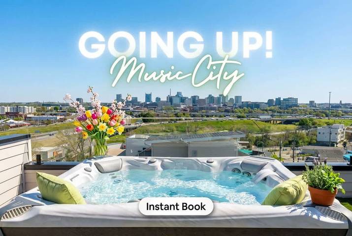 Vacation house for 12 people, with balcony, kid friendly in Nashville