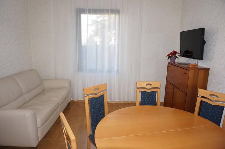Ganze Wohnung, Apartment in Bad Homburg, 3 Zimmer in Bad Homburg vor der Höhe, Bad Homburg