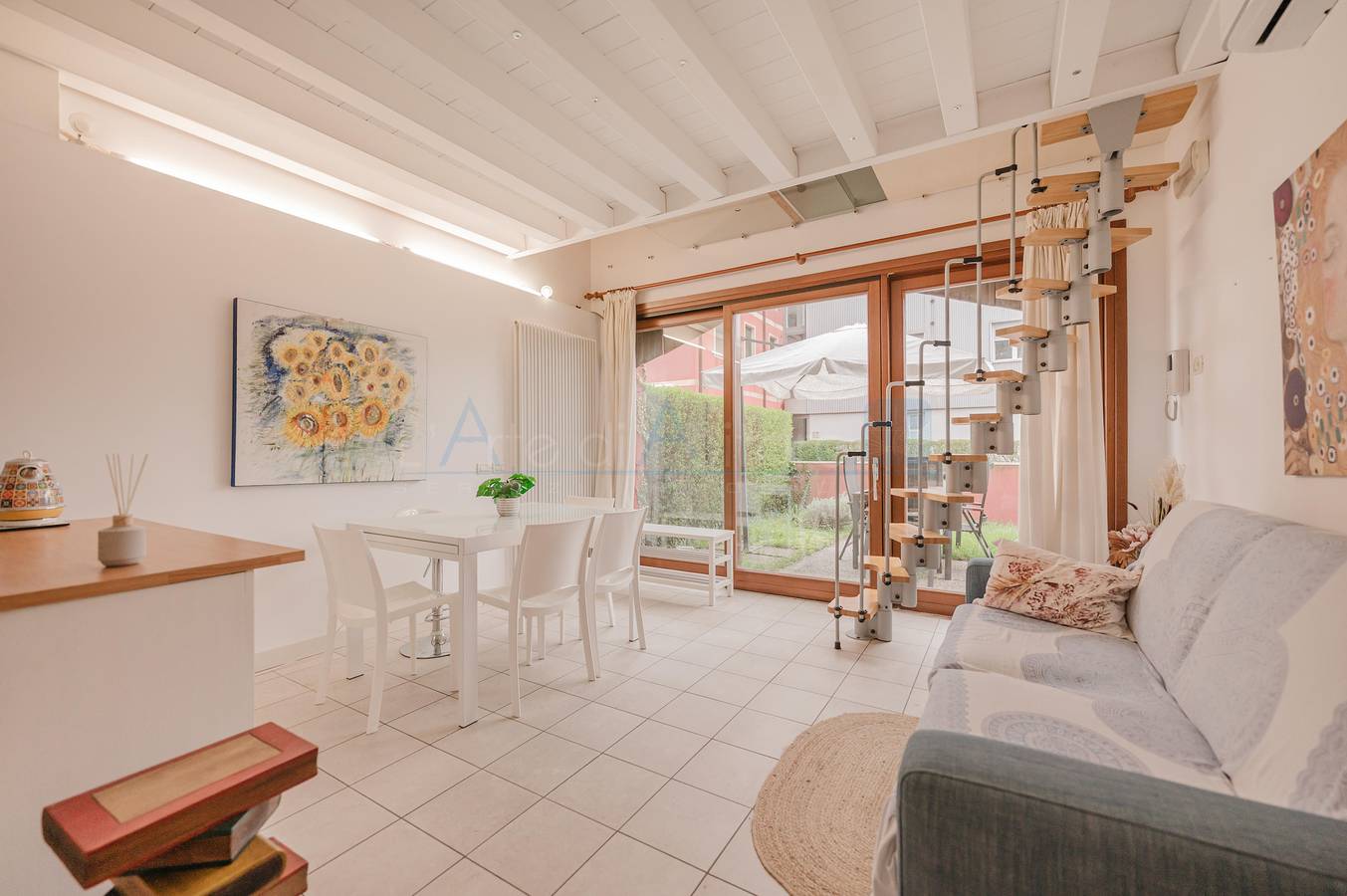 Geheel appartement, Vakantieappartement voor 4 personen met balkon in Lido di Jesolo, Jesolo