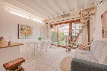Ferienwohnung für 4 Personen, mit Pool und Balkon sowie Garten in Jesolo