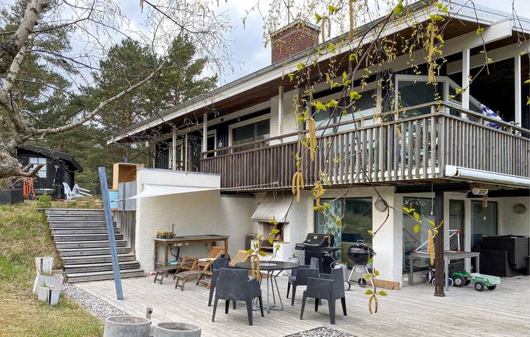 Ferienhaus für 6 Personen, mit Terrasse und Garten - 1