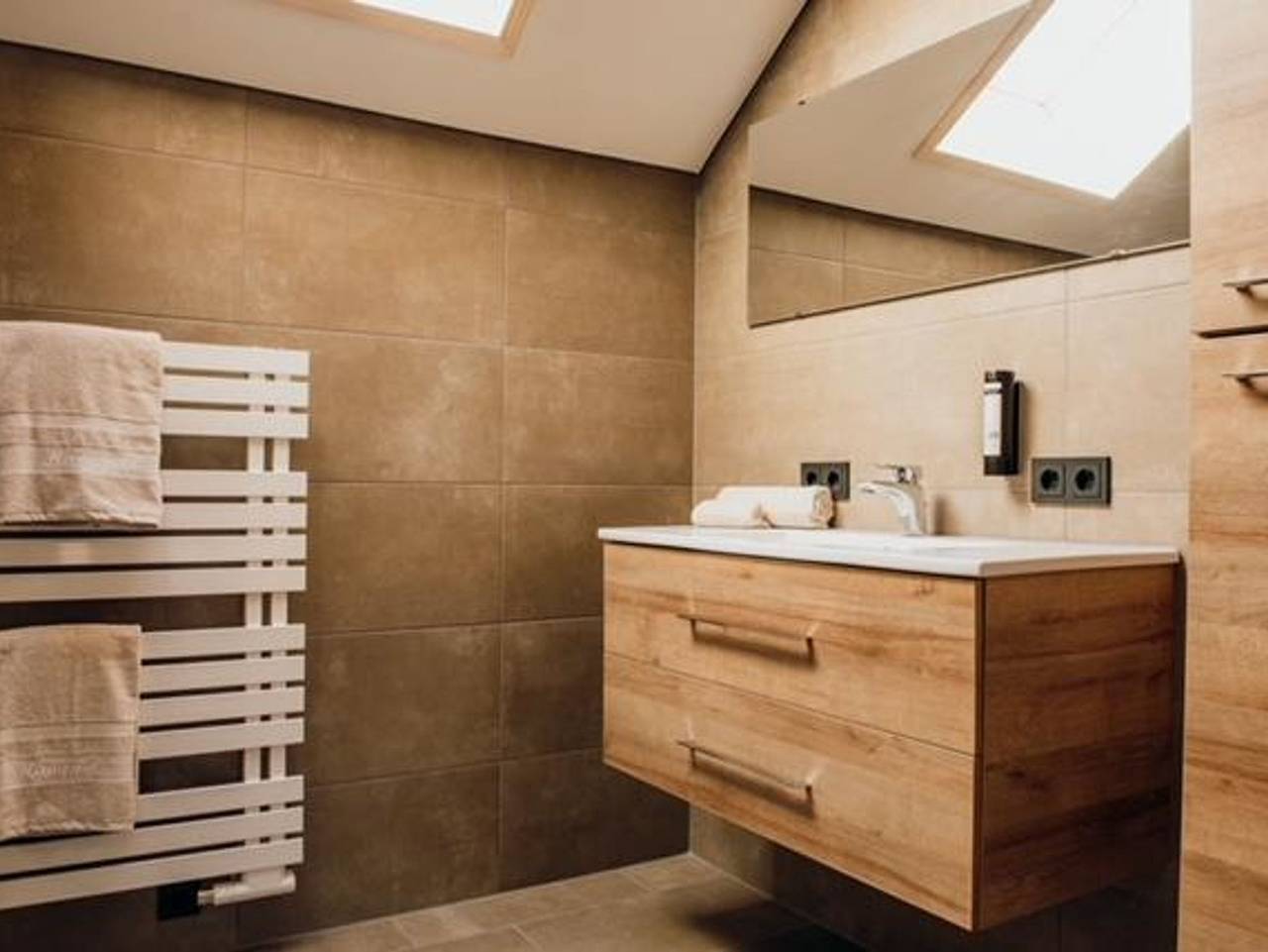 Ganze Ferienwohnung, Hus 56 - Apartment Hangspitze in Mellau, Bregenzerwald