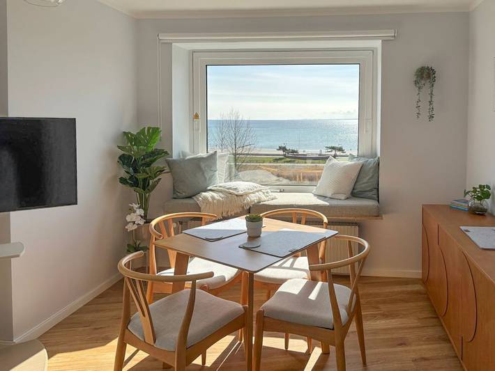 Ferienwohnung für 4 Personen, mit Balkon und Seeblick in Grömitz, Südliche Ostseeküste