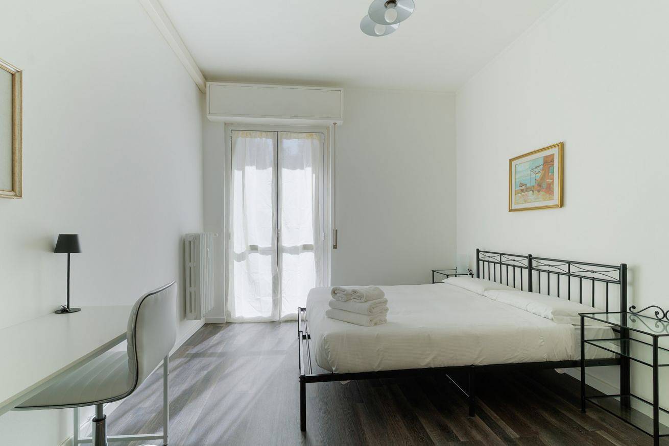 Appartamento intero, Guesthost - Comfy White Apartment in Giambellino-Lorenteggio, Milano