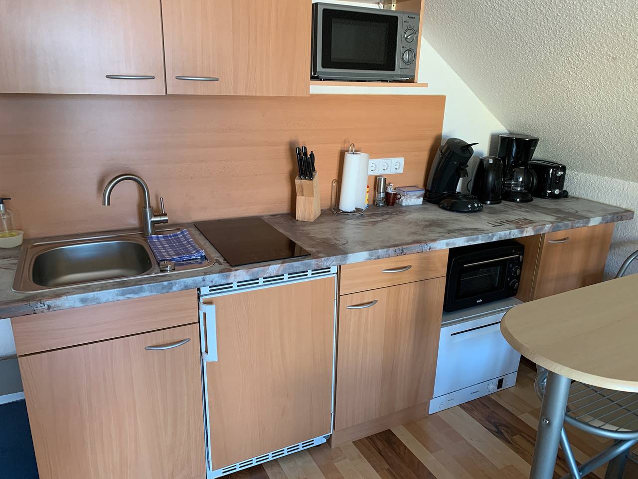 Ganze Wohnung, Standard Apartment '36qm' mit Wlan in Dettingen an der Erms, Neckar-Alb