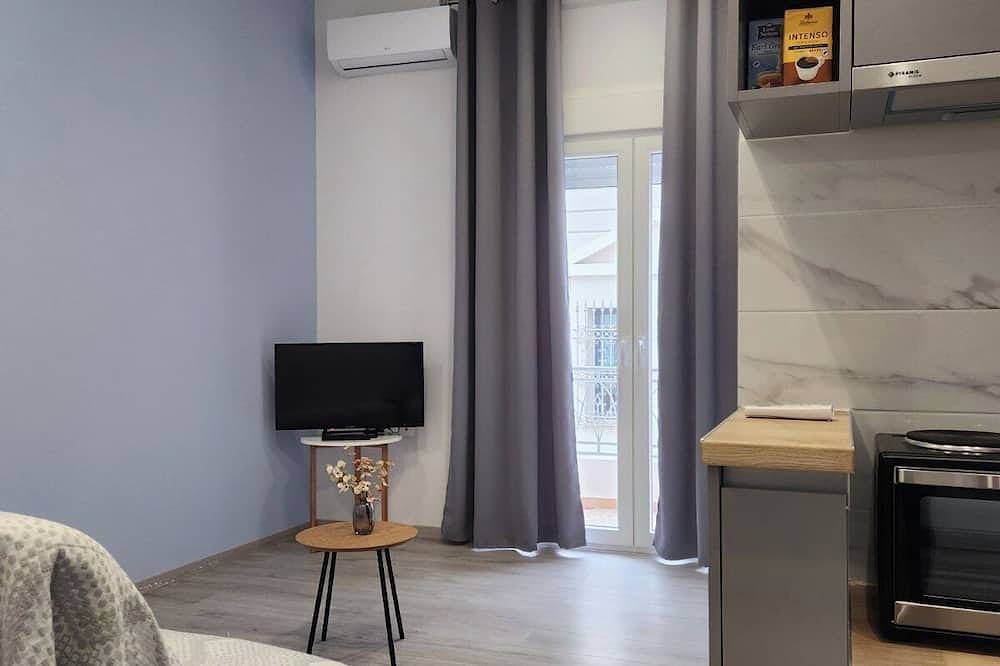 Golden Hour | Entire House | Center of Volos | View in Volos, Magnisia