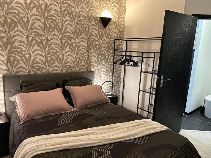 Location de vacances pour 2 personnes, avec jardin et terrasse ainsi que piscine et vue, animaux acceptés à Saint-Xandre - 2