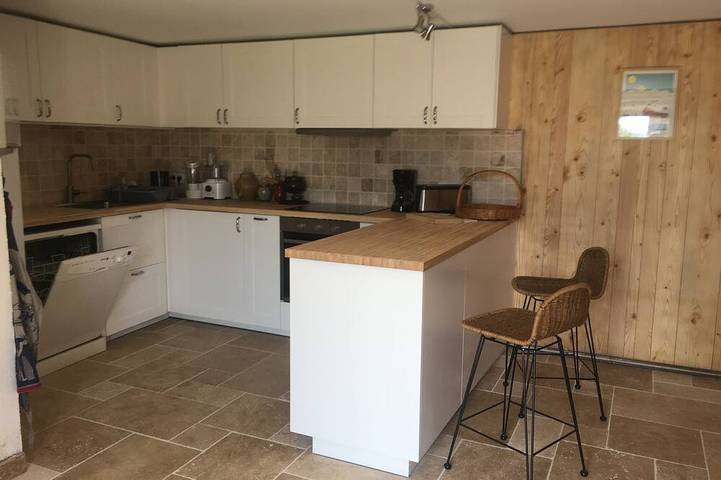 Gîte pour 15 personnes, avec jacuzzi et jardin à Égat - 2