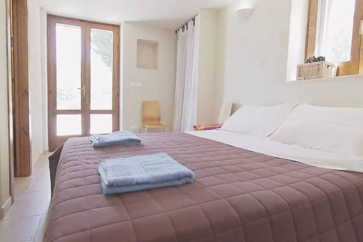 Trullo con piscina privada cerca de Ceglie Messapica (con wifi gratuito) in Ceglie Messapica, Salento