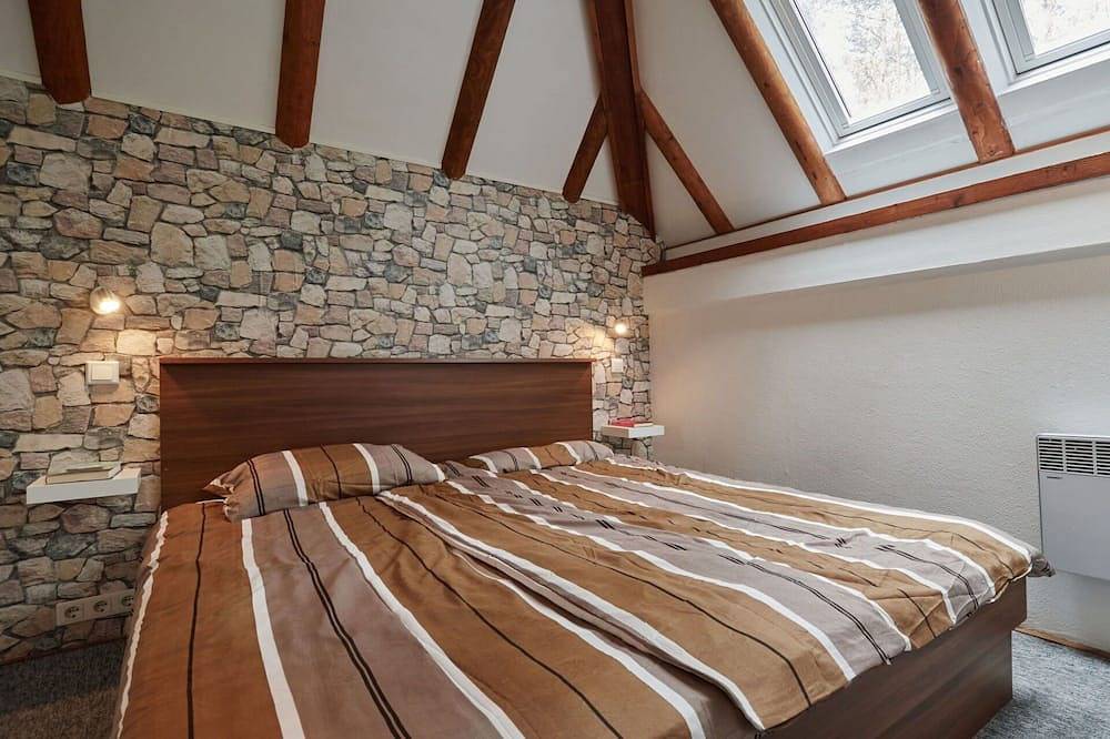 Gemütliche Wohnung in einem Ferienhaus mit Klimaanlage,  W-Lan, Tv, Terrasse und Haustiere erlaubt in Frankenau, Waldecker Land