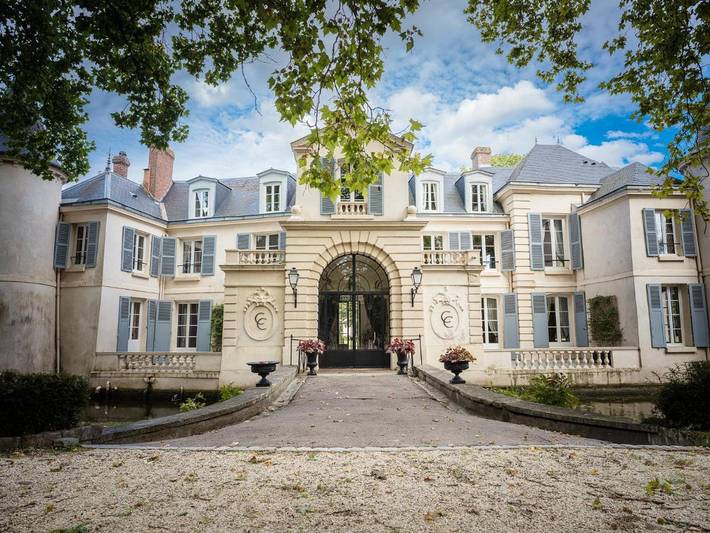 Chambre d’hôte pour 3 personnes, avec vue et jardin à Chaumontel