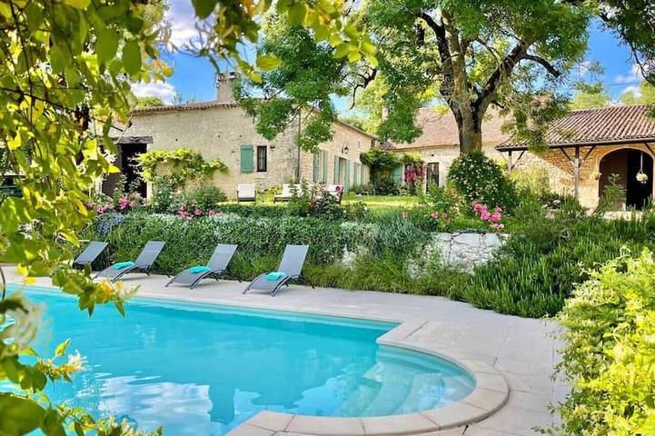 Gîte pour 3 personnes, avec Jardin à Savignac-de-Duras