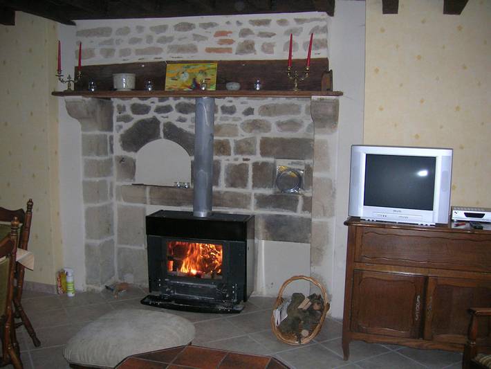 Gîte pour 6 personnes, avec terrasse dans Allier - 2