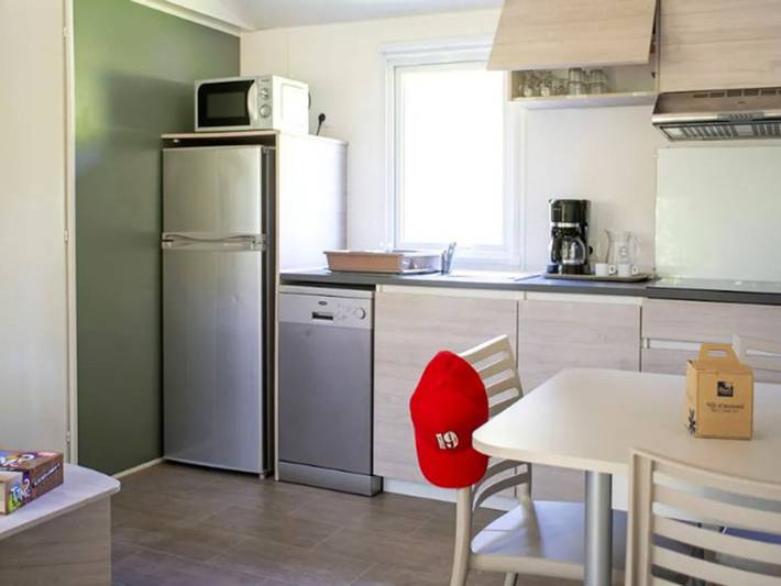 Mobil home pour 4 personnes, avec Terrasse et Piscine