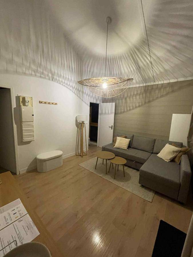 Location de vacances pour 5 personnes, avec vue ainsi que jardin et piscine, animaux acceptés à Signy-le-Petit - 4