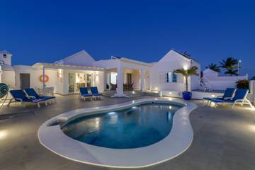 Villa for 6 People in Risco Prieto, Tías, Photo 1