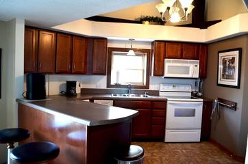 Vacation House for 10 Guests in Ozark Mountains, Lake of the Ozarks, Picture 4