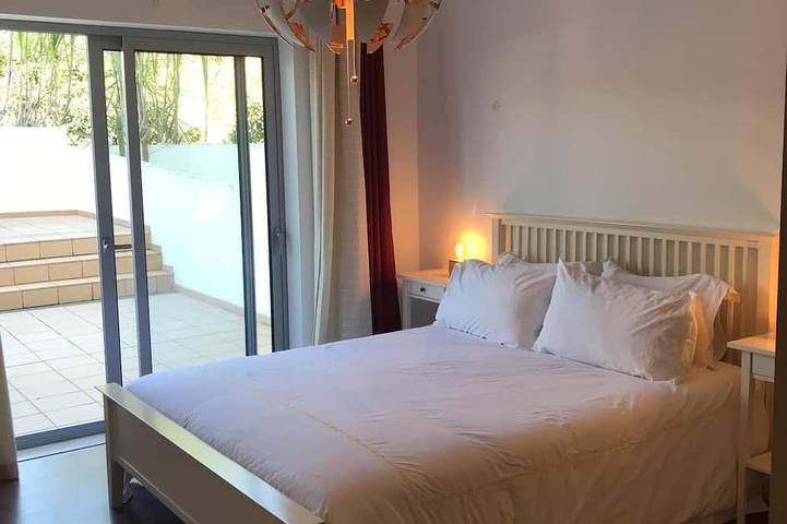 Ganze Wohnung, Apartment mit Blick auf den Atlantik und die Ria Formosa sowie einer privaten, 50 m² großen Terrasse! in Moncarapacho e Fuseta, Parque Natural da Ria Formosa