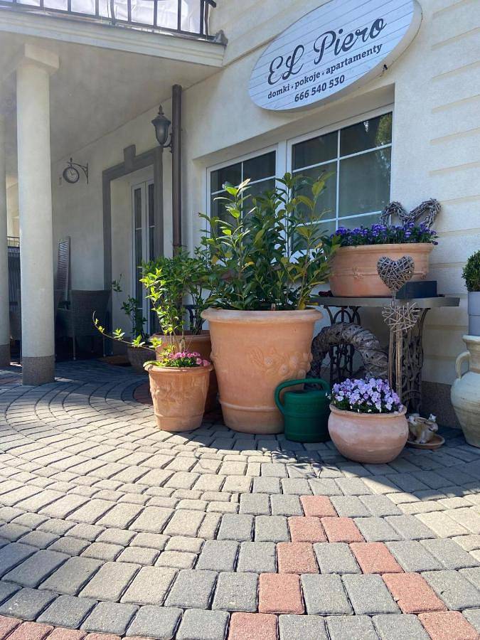 Domki i Apartamenty El-Piero in Pobierowo, Powiat gryficki