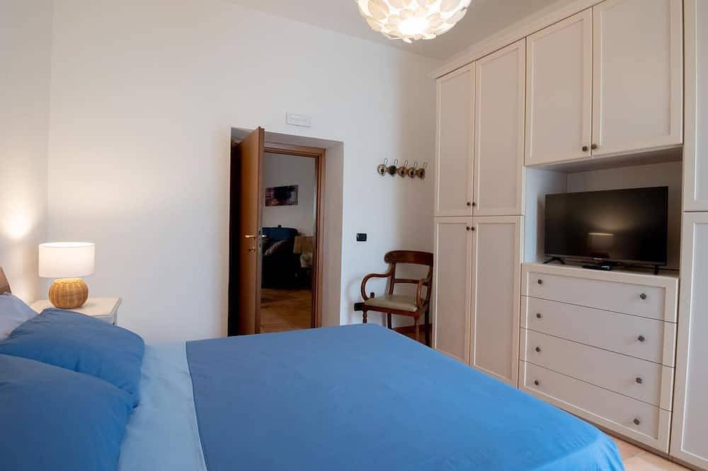 Entire apartment, La Scoletta in Bracciano, Lake Bracciano