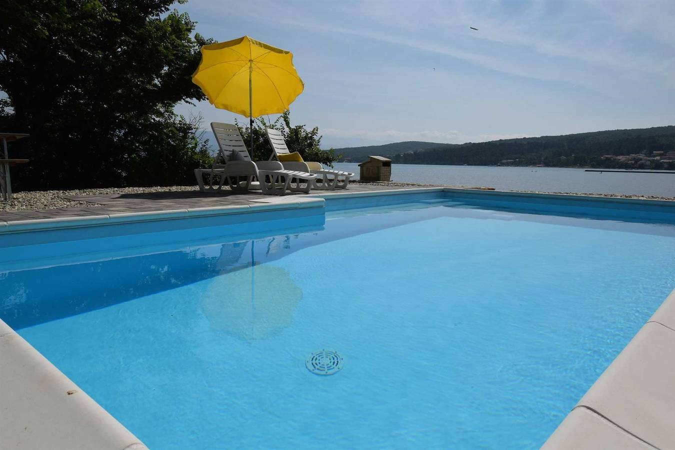 Entire apartment, Apartment Sabbia Seafront in Cizici, Krk