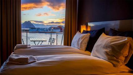 Hôtel pour 4 personnes, avec vue et terrasse, animaux acceptés dans Svolvær
