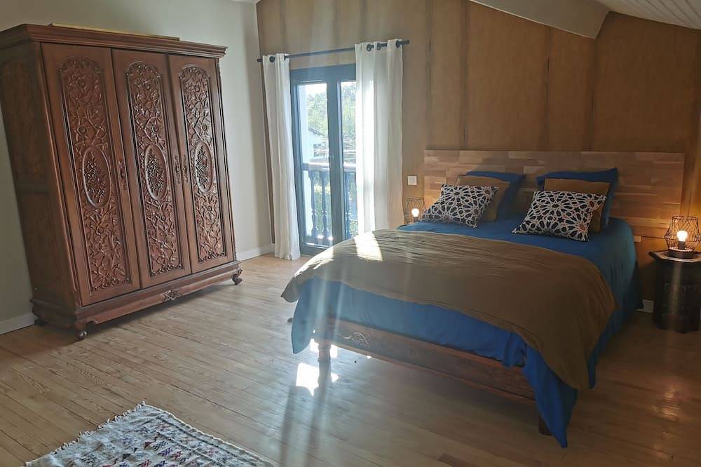 Villa 8 couchages avec piscine proche Biarritz. Idéal vacances familiales / amis in Bassussarry, Région de Bayonne