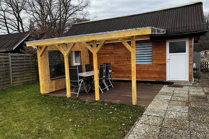 Chalet für 4 Personen, mit Terrasse und Garten - 1