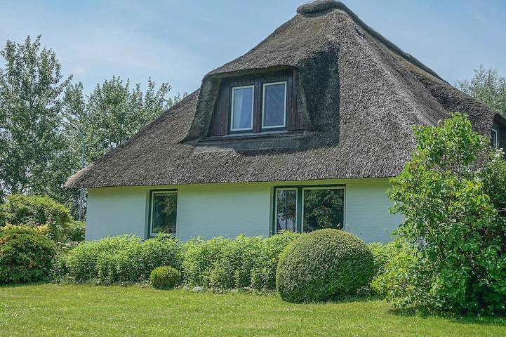 Ferienwohnung für 8 Personen, mit Garten in Katharinenheerd