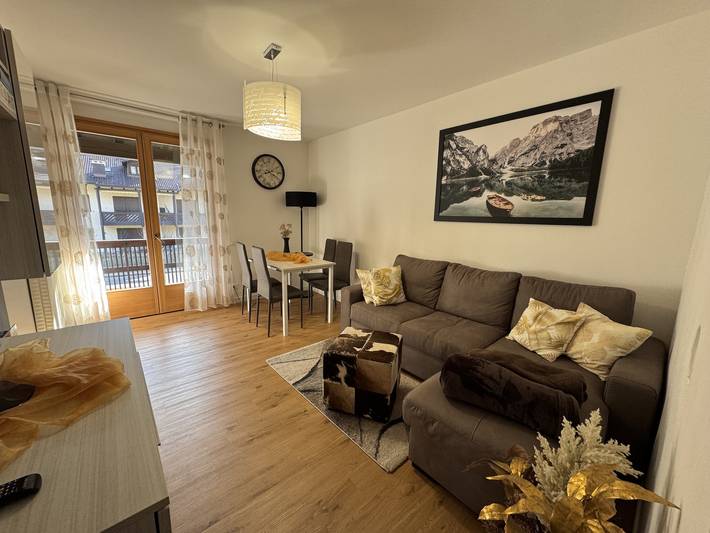 Gîte pour 4 personnes, avec balcon à Carisolo