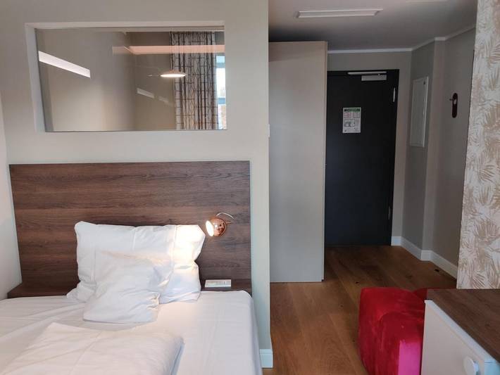 Ferienhaus für 4 Personen, mit Terrasse und Sauna sowie Ausblick in Landau - 4