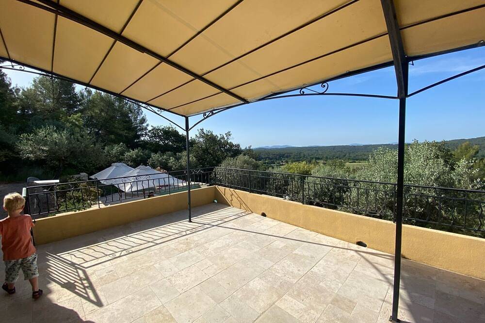 Villa Gramaci. Unobstructed view, large private pool in Callas, Draguignan region