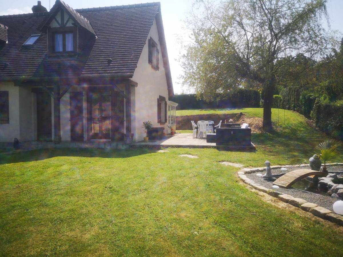 Appartement de vacances entier, Three-Bedroom Holiday Home in Massy (Seine-Maritime), Région de Dieppe