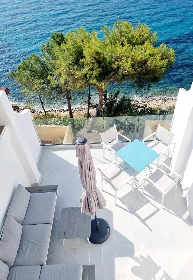 Gîte pour 5 personnes, avec Terrasse et Piscine