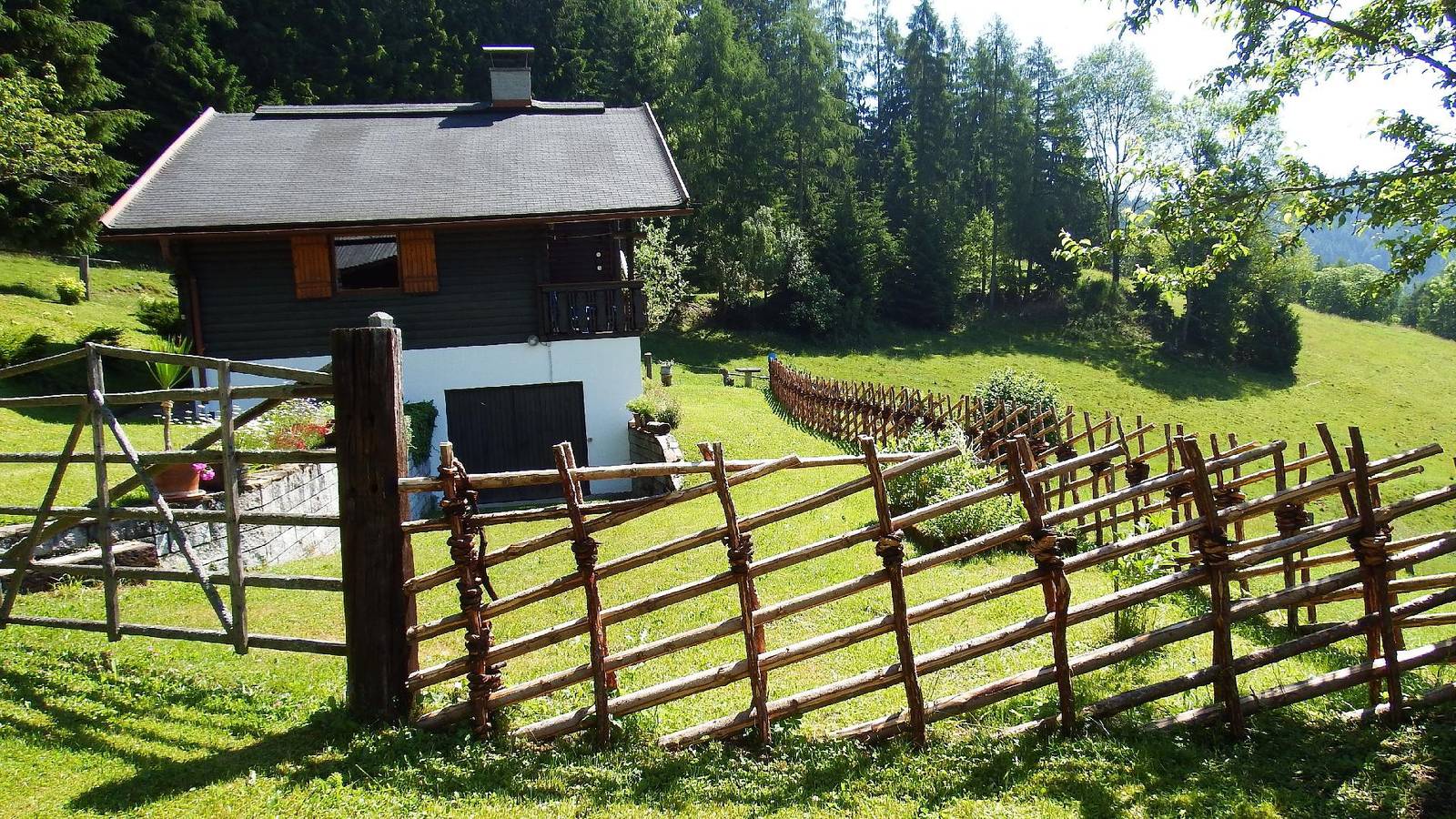 Holiday house with a garden, in the mountains in Wolfsberg, Unterkärnten