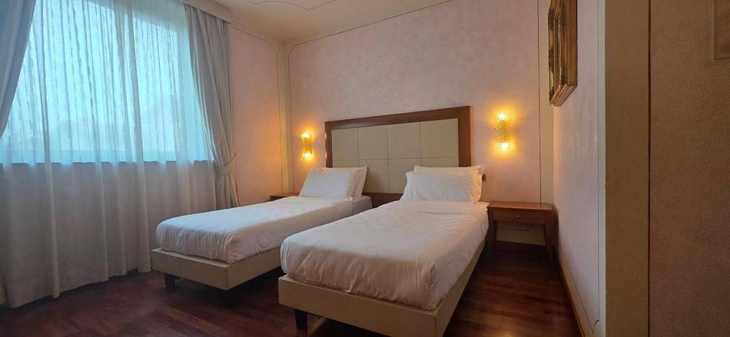 Hôtel pour 2 personnes, avec jardin et vue à Stezzano - 2