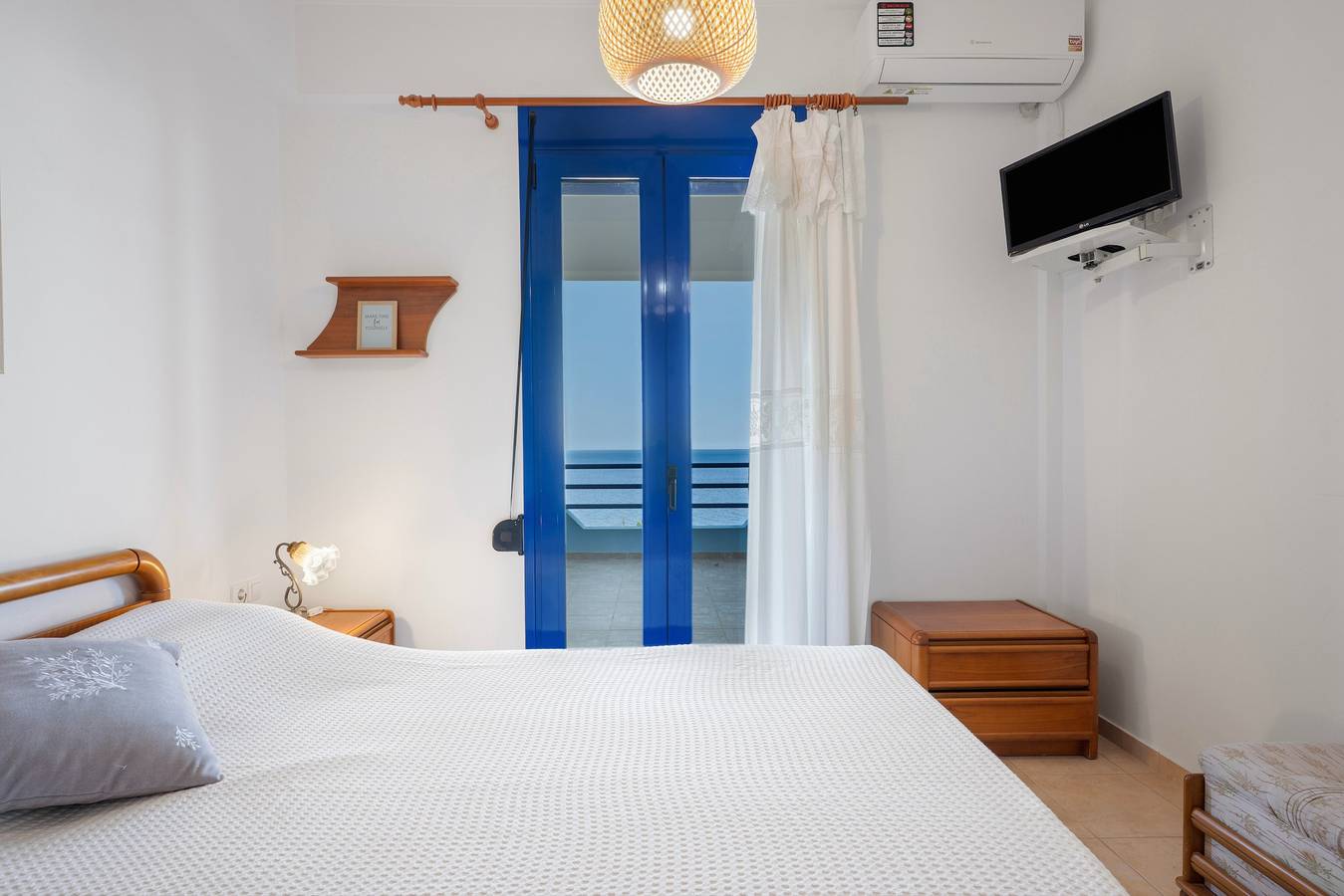 Vakantiehuis 'Blue Window Seaview Maisonette' met Zeezicht, Wifi en Airconditioning, foto 10