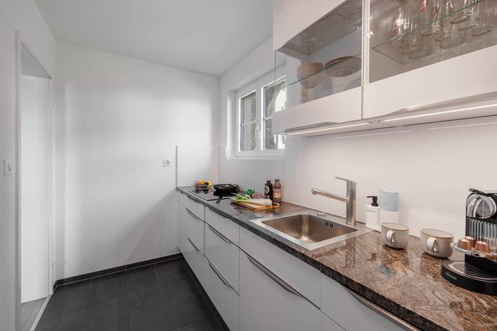 Ganze Wohnung, Chasa Valbernard 4105: Grosszügige 3.5-Zimmerwohnung mit Komfort und Bergblick in Vulpera, Tarasp